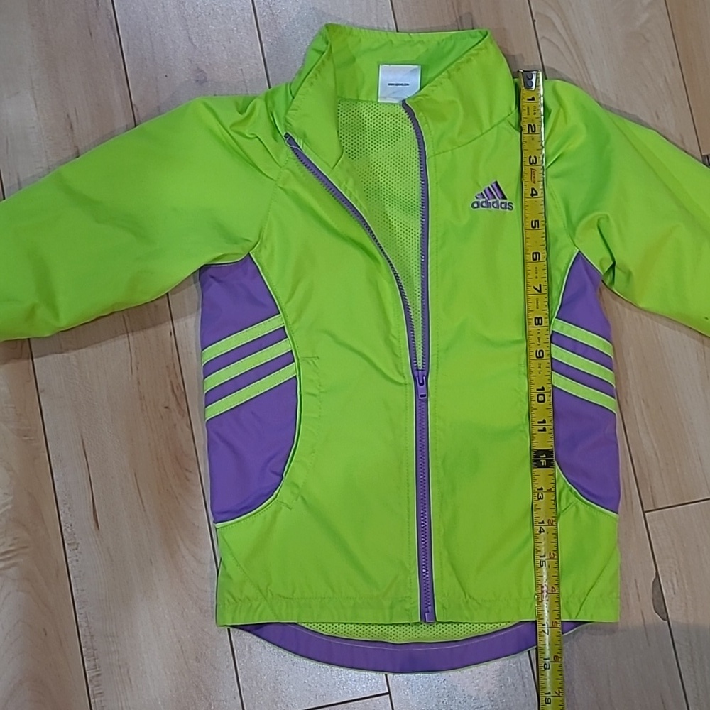Adidas girls size 5 (I believe, see measurements) thin jacket - Picture 3 of 4